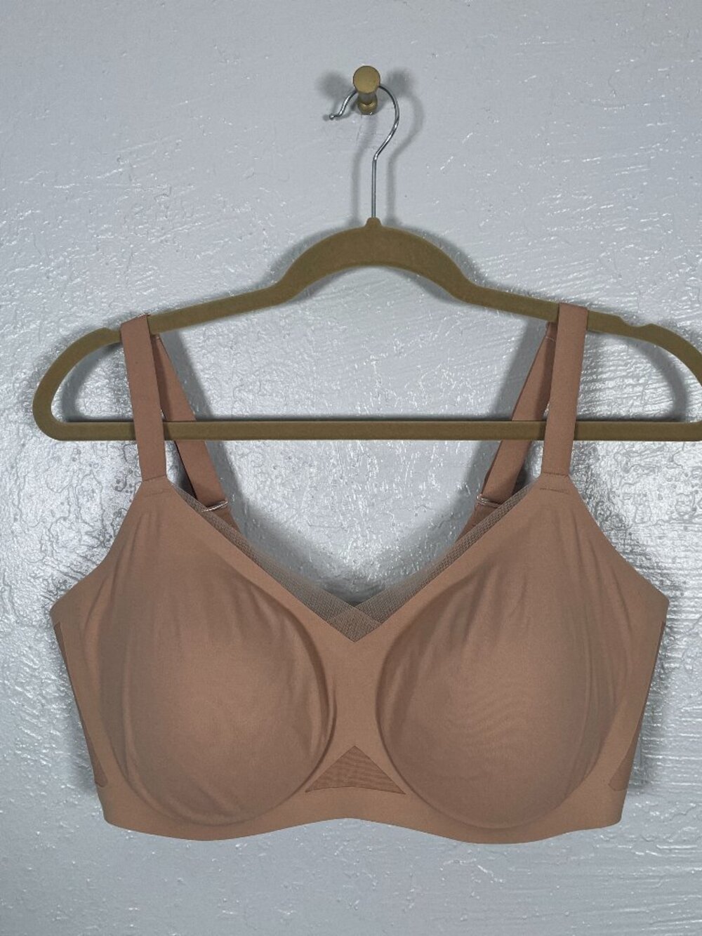 Honeylove Women 40 C/D Beige CrossOver Bra Lightly Lined Wirefree Convertible